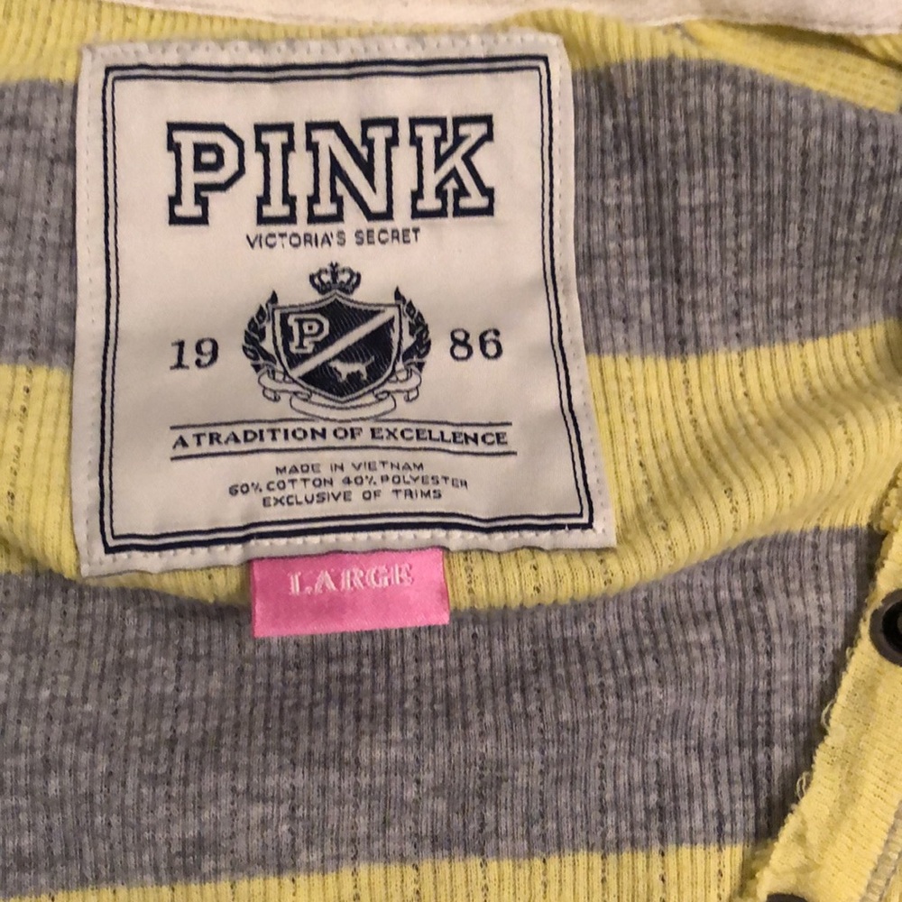 Victoria Secret Pink long sleeve ribbed top - Picture 3 of 5